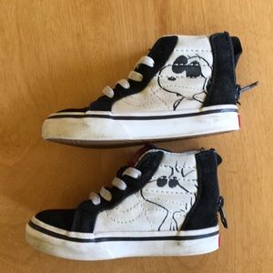 Vans Peanuts toddler sneakers shoes size 5.5